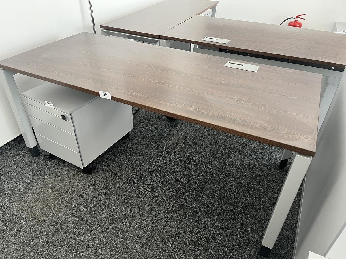 Schreibtisch Steelcase ca.180/80 cm