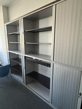 4 Stck Aktenschrnke Steelcase je 120/110 cm mit Rollo