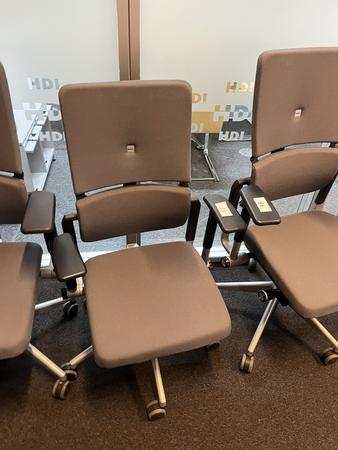 Steelcase Brodrehstuhl Type Please - neuwertig