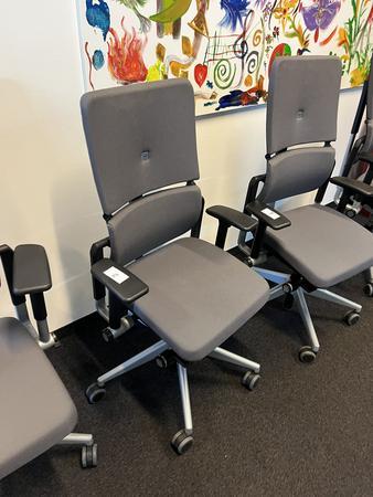 Steelcase Brodrehstuhl Type Please - neuwertig