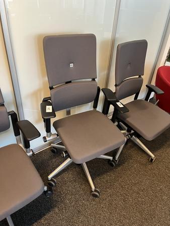 Steelcase Brodrehstuhl Type Please - neuwertig