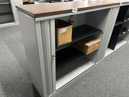 Aktenschrank Steelcase 120/110 cm mit Rollo