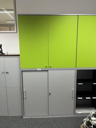 2 Stck Aktenschrnke Steelcase je 120/110 cm mit Rollo