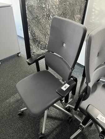 Steelcase Brodrehstuhl Type Please - neuwertig