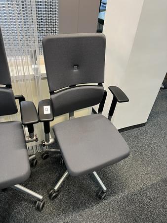 Steelcase Brodrehstuhl Type Please - neuwertig