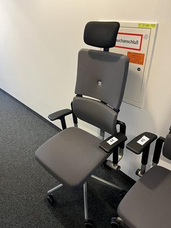 Steelcase Brodrehstuhl Please mit Kopfsttze -neuwertig