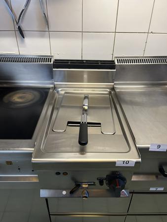 BERTOS Friteuse ca. 10 Liter ca. 40/65/27 cm , 9 KW , 10 Liter