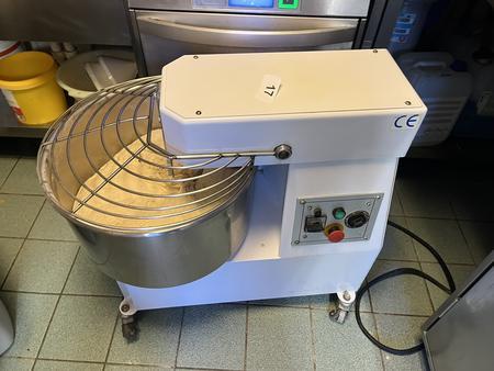 Profi Teigknetmaschine, 380V Kessel ca. 50 cm Durchmesser/25 cm Hhe