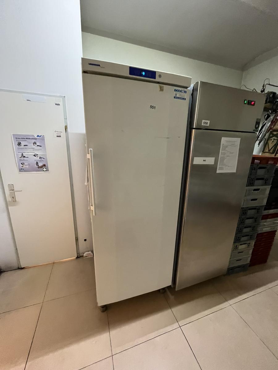 LIEBHERR Profiline Kühlschrank ca. 75/75/205 cm?d=2025-02-26 22:41:23