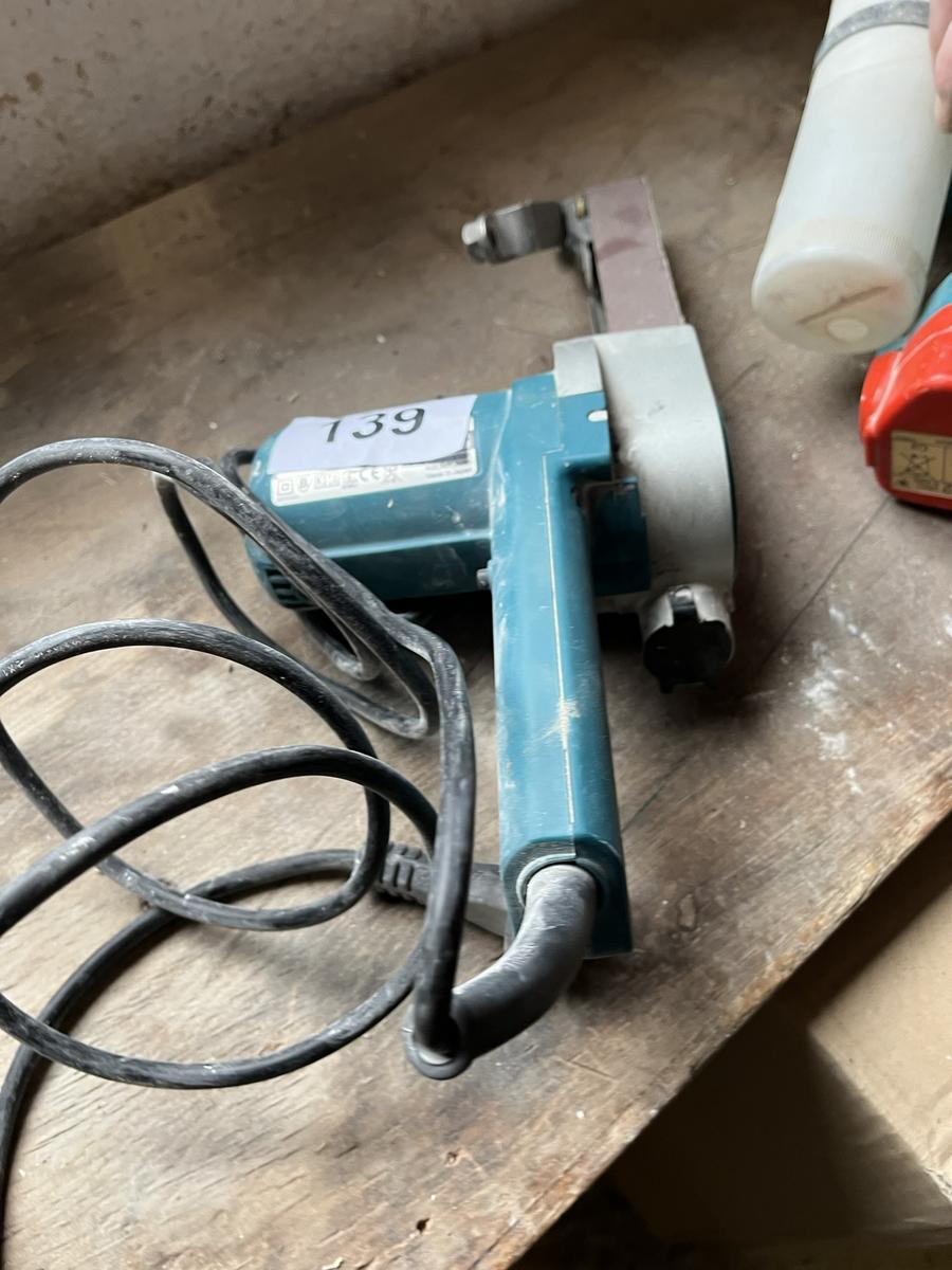 Makita Schleifgerät 9031