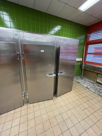 Schockfroster ca. 360/200/90 cm mit Aggregat - Kche