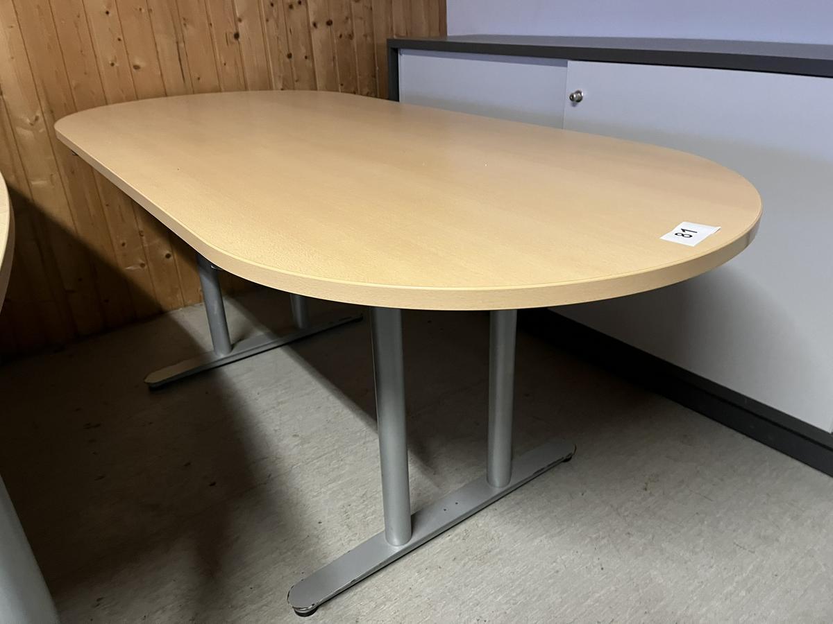 Besprechungstisch ca. 180x80 cm mit 4 Stück Stühlen?d=2025-03-12 15:38:32