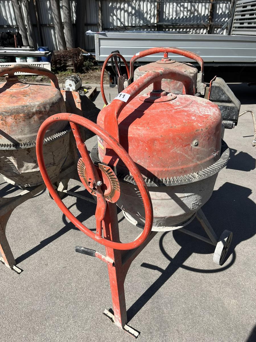 Attika Profi Betonmischmaschine mit Handrad?d=2025-04-19 19:01:50