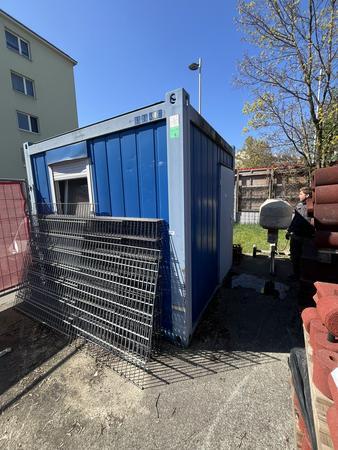 CONTAINER Bro-,Mannschaftscontainer 3000/2435/2590 mm 1 Fenster,1Tre, stapelbar