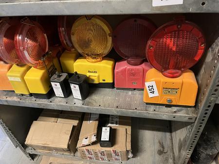 12 Stck Baustellen Blinkleuchten Rosa Moser plus 2 Karton Batterien