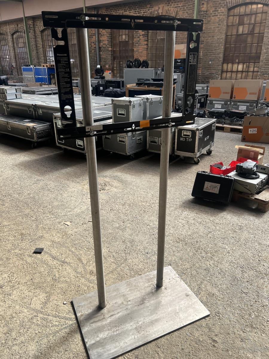 Stand for Panasonic Flatscreen