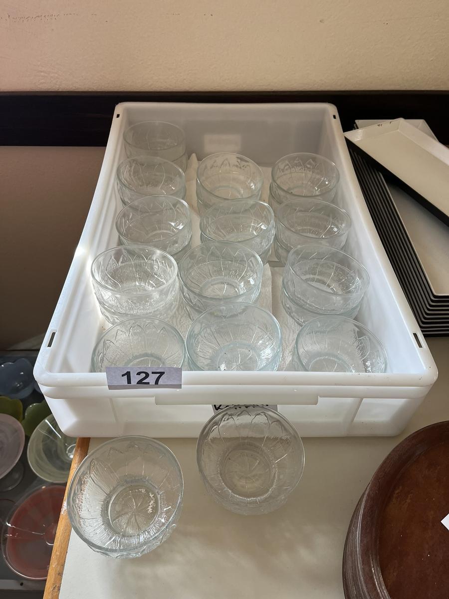 26 Stück Kompottschalen in Glas?d=2025-04-26 09:43:37