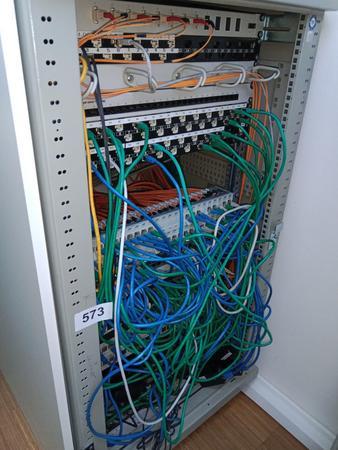 3 x Switch 3 x Switch