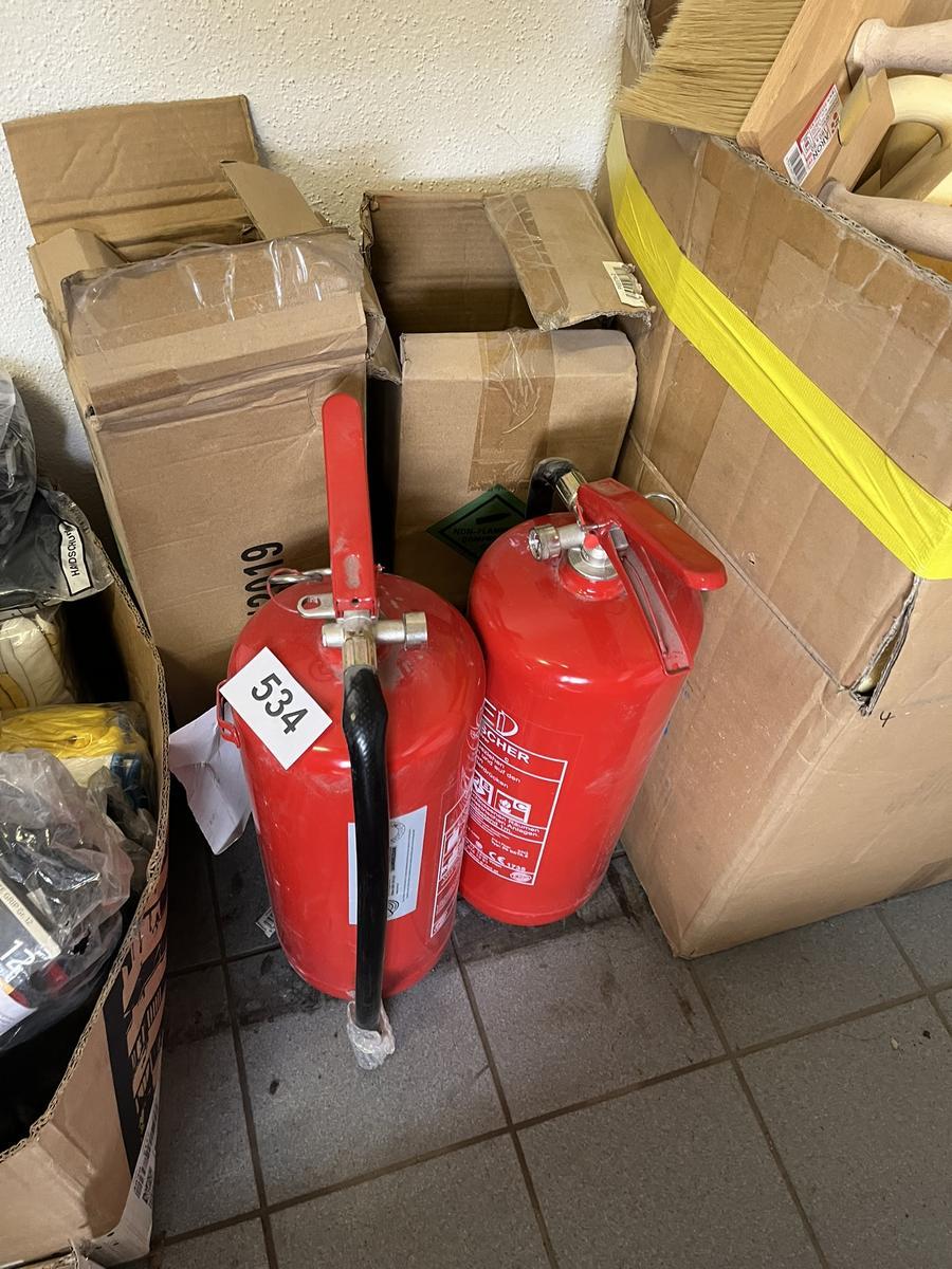 2 Stück Feuerlöscher neu