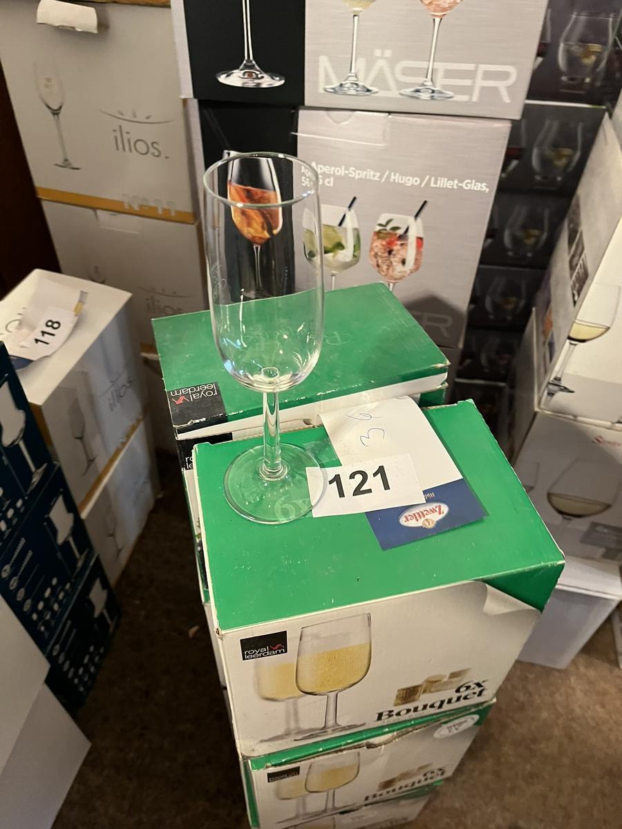 36 Stück Sektgläser?d=2025-05-05 03:18:45