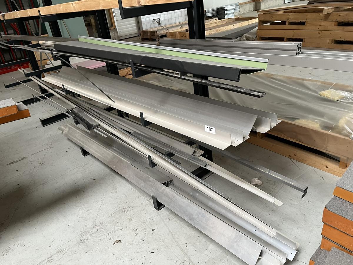 komplette Bestand an Aluprofilen für die Modulhäuser?d=2025-05-10 16:02:35