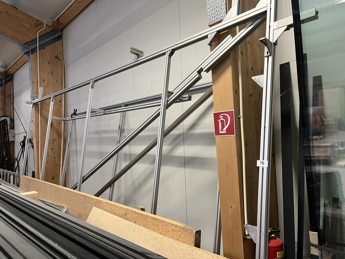 Alumontagevorrichtung für die Produktion der Modulhäuser