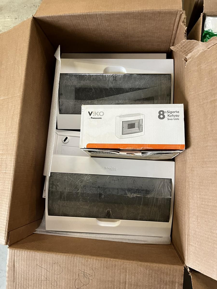 Posten Stromverteiler fabriksneu - kpl.Karton