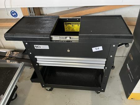 Werkzeugwagen BDS in schwarz rollbar - Oberteil ausziehbar Werkzeugwagen BDS in schwarz rollbar - Oberteil ausziehbar