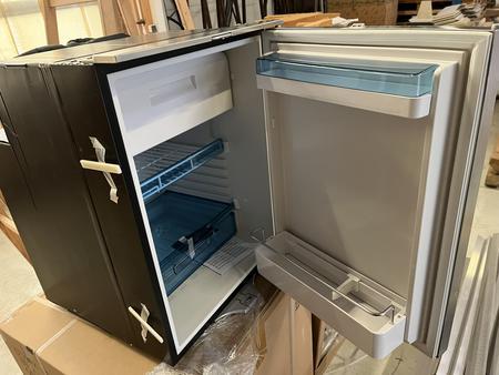 DOMETIC CRX 80 CRX 0080 fabriksneu Einbaukühlschrank 475/528/640 mm DOMETIC CRX 80 CRX 0080 fabriksneu Einbaukühlschrank 475/528/640 mm