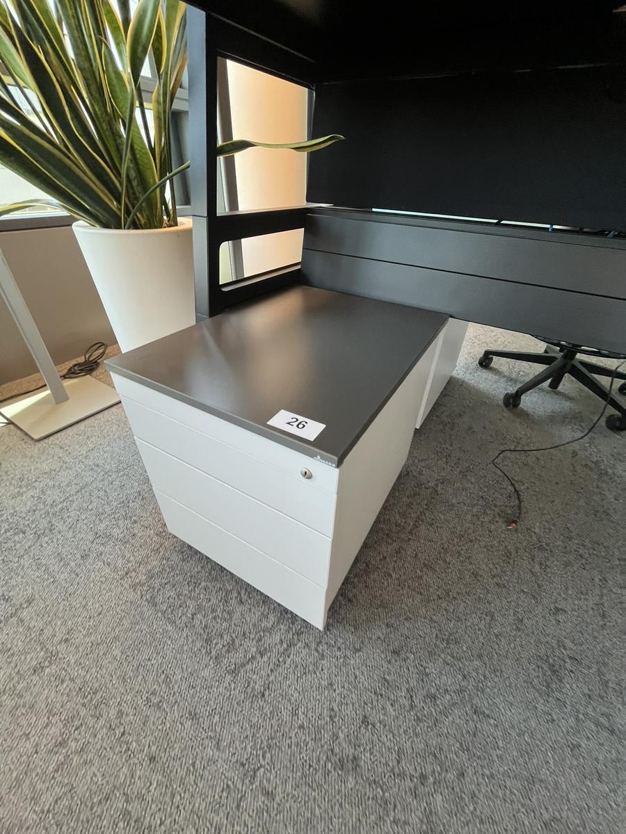 Rollcontainer mit Auszugsladen ca.43/60/53 cm Steelcase