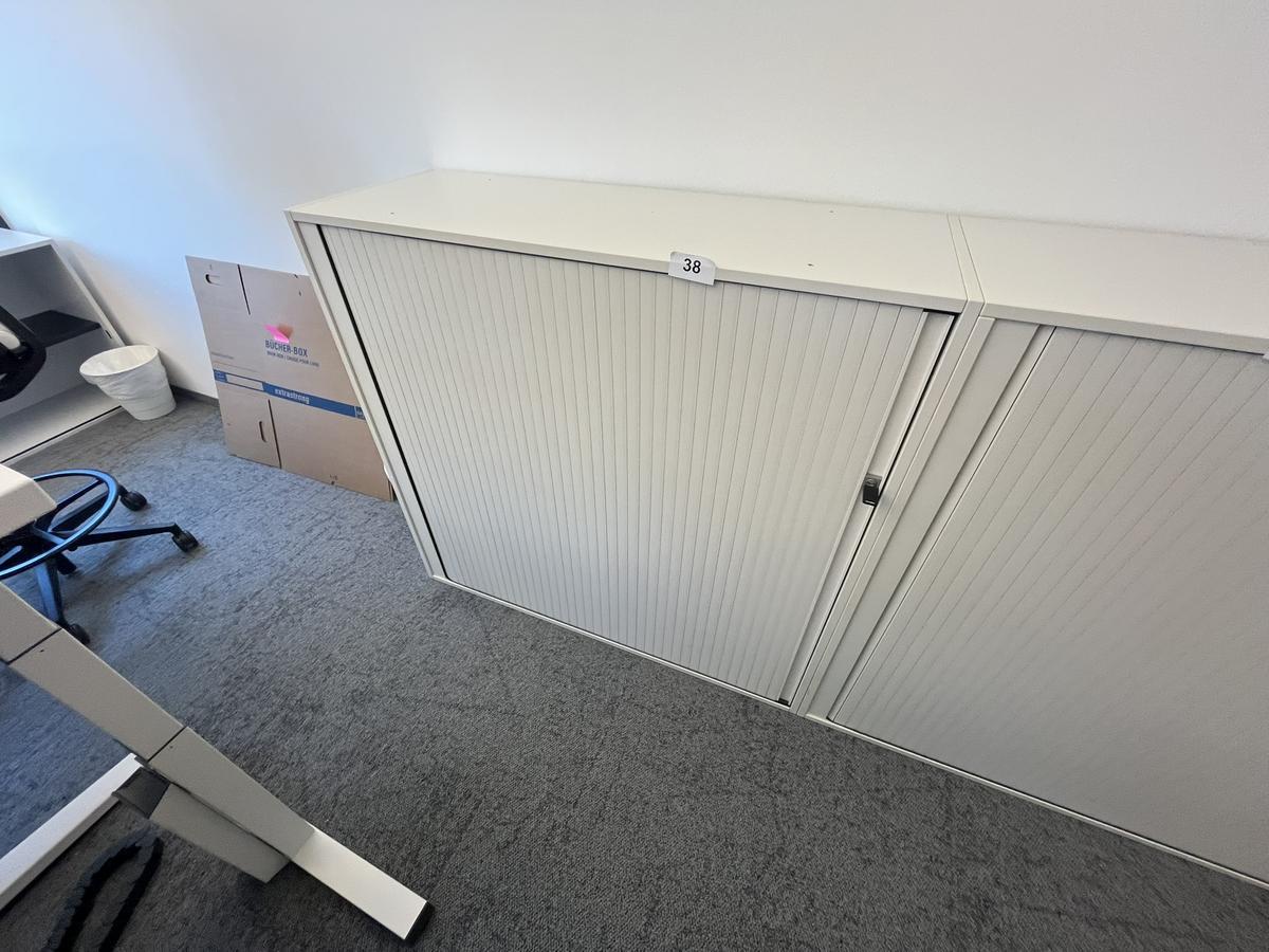 Aktenschrank weiss ca. 120/115 cm Steelcase mit Rollotüre
