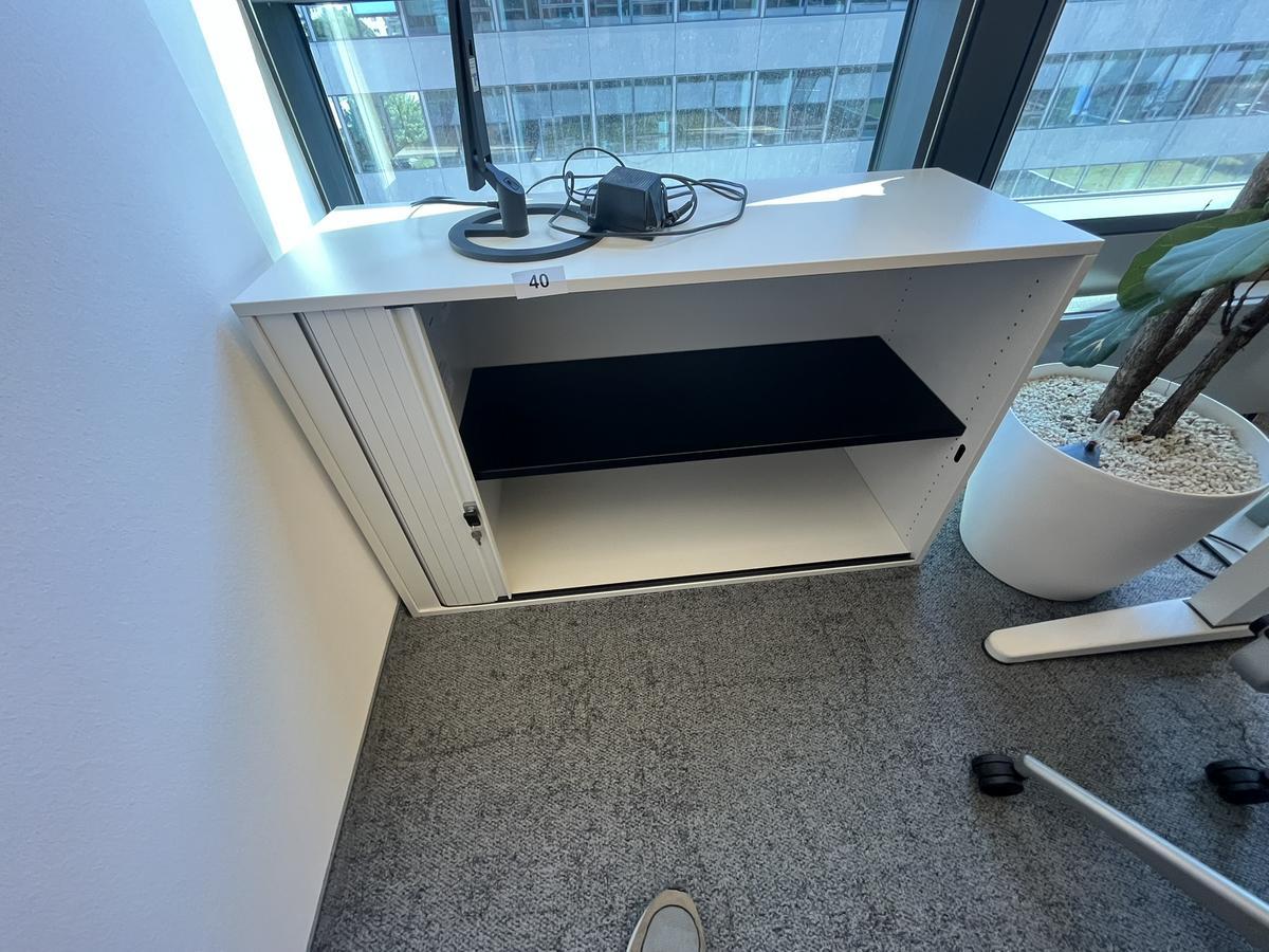 Aktenschrank weiss ca. 120/75 cm Steelcase mit Rollotüre