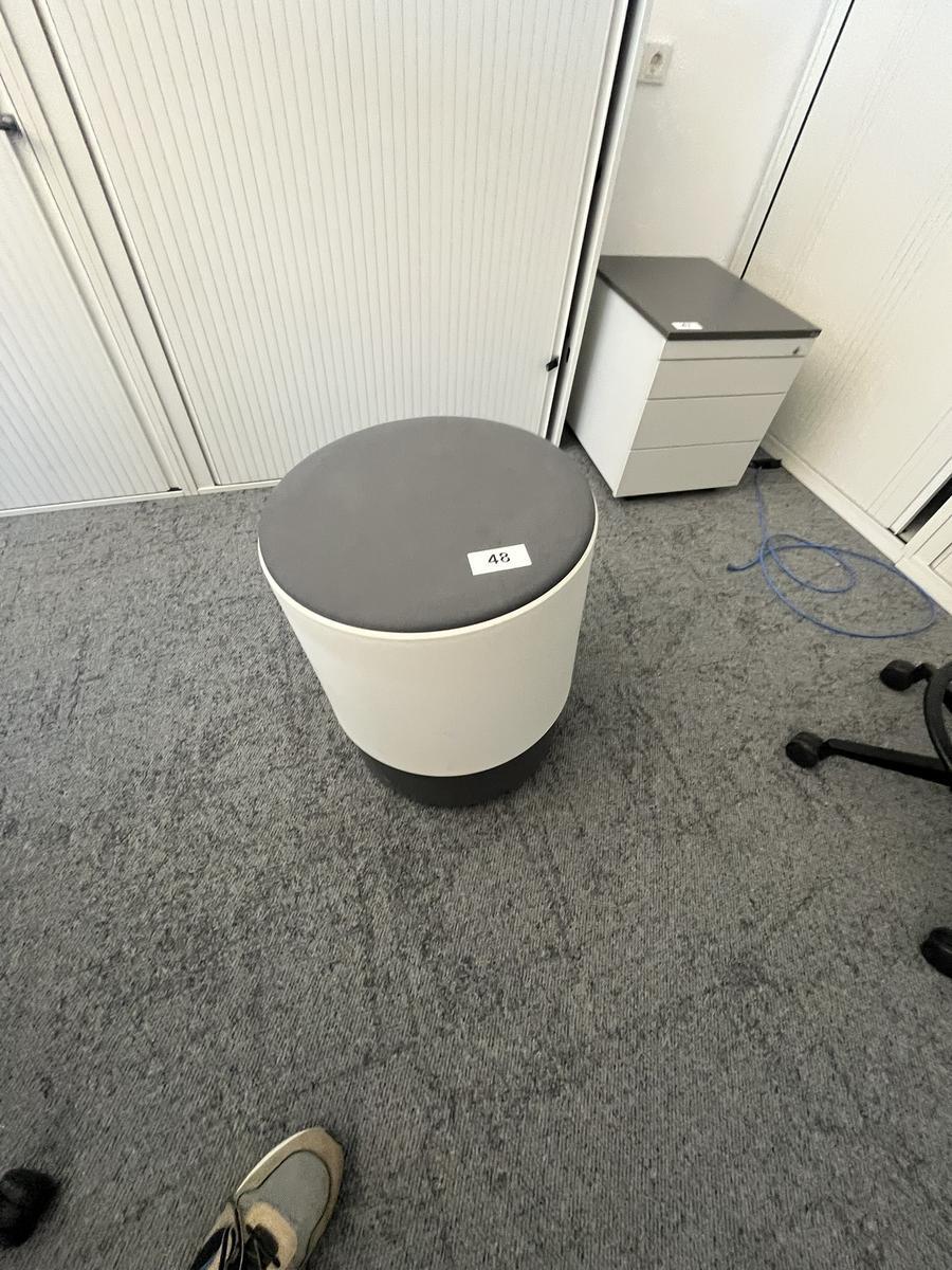Steelcase Designerhocker mit Kippfunktion