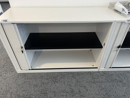 Aktenschrank Steelcase ca. 120/44/72 cm 2 Ordnerhöhen Aktenschrank Steelcase ca. 120/44/72 cm 2 Ordnerhöhen