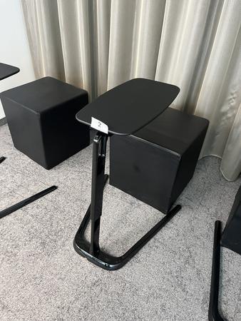 höhenverstellbarer Konferenz-,Beistelltisch ca.50/28 cm mit Hocker 40/40 cm höhenverstellbarer Konferenz-,Beistelltisch ca.50/28 cm mit Hocker 40/40 cm