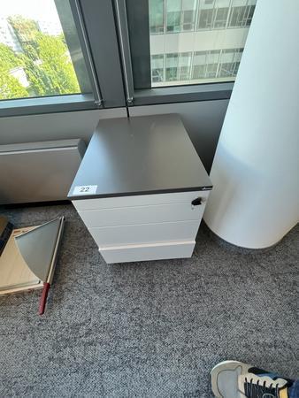 Rollcontainer mit Auszugsladen ca.43/60/53 cm Steelcase Rollcontainer mit Auszugsladen ca.43/60/53 cm Steelcase