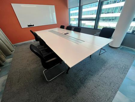 Steelcase Besprechungs-,Konferenztisch mit 325x150 cm Steelcase Besprechungs-,Konferenztisch mit 325x150 cm