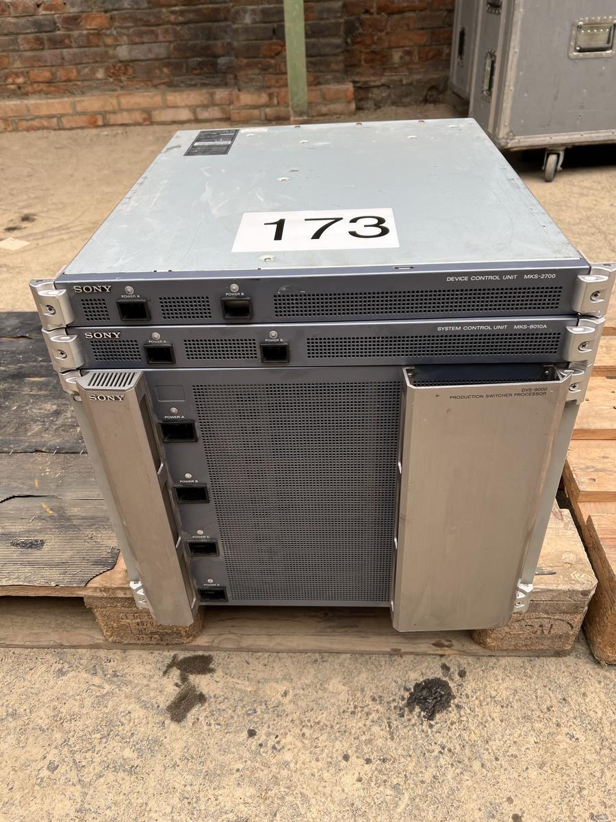 Sony DVS-9000 Video Switcher with accessories (mainframe only + SCU + DCU)?d=2025-05-15 09:28:33