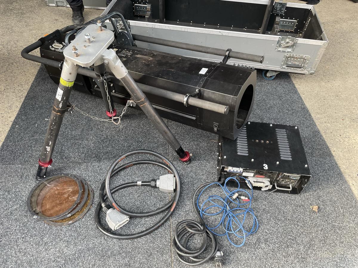 Robert Juliat Aramis 2500W HMI incl. ballast and case