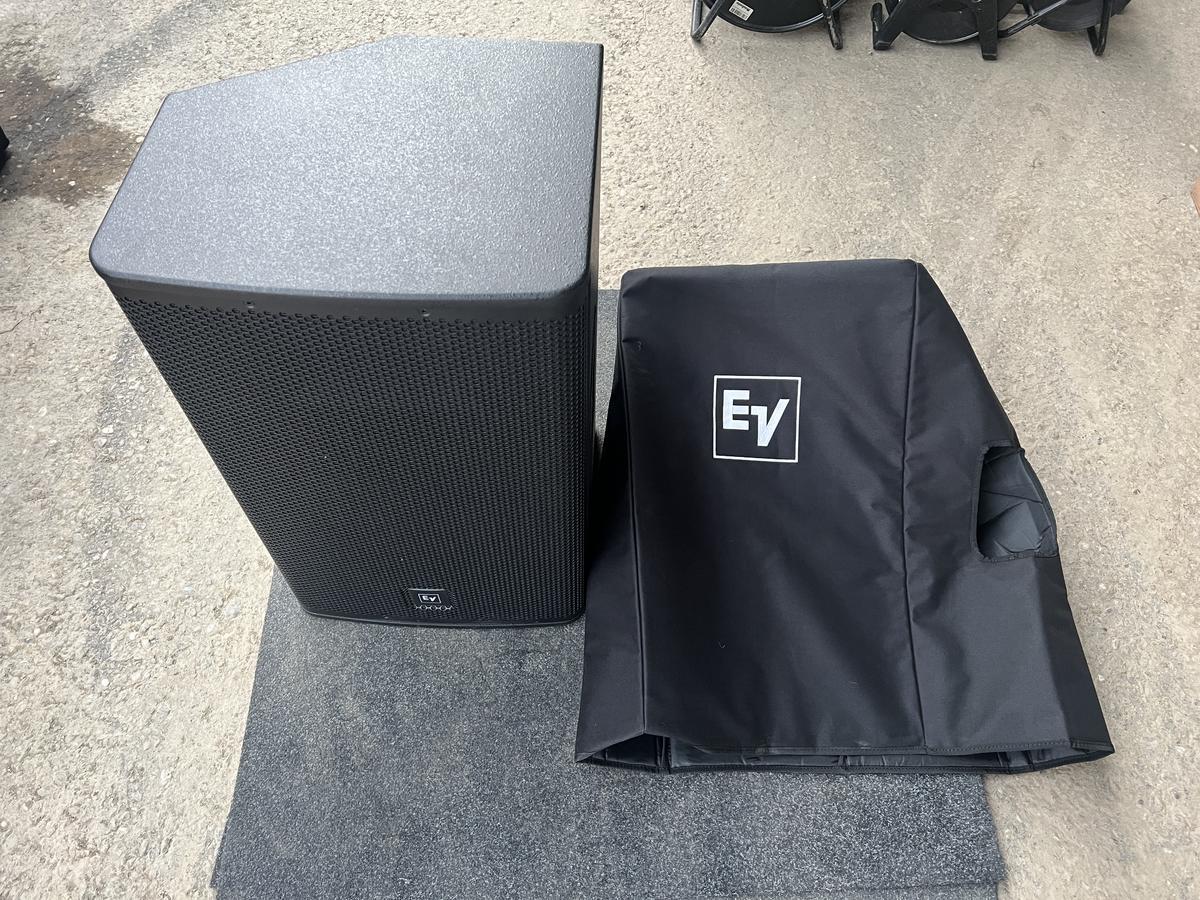 Electro Voice ELX 115 Lautsprechersystem + Schutzhaube (neuwertig)
