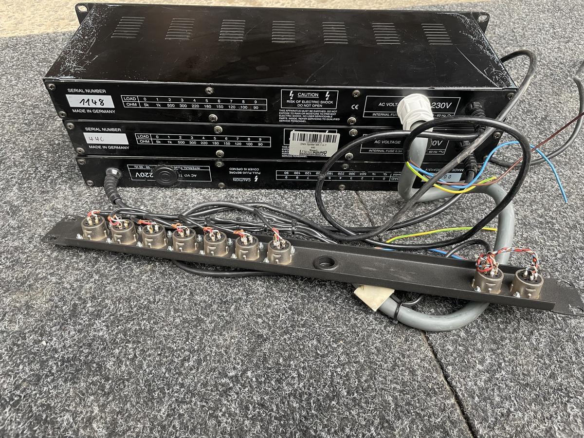 MA Lighting DMX splitter 3pcs.