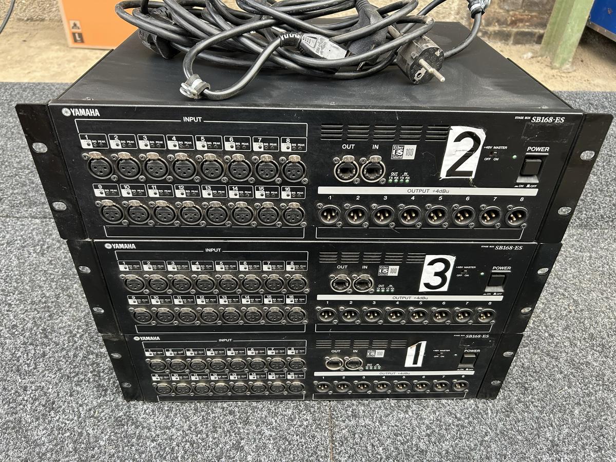 3 x Yamaha SB168-ES
