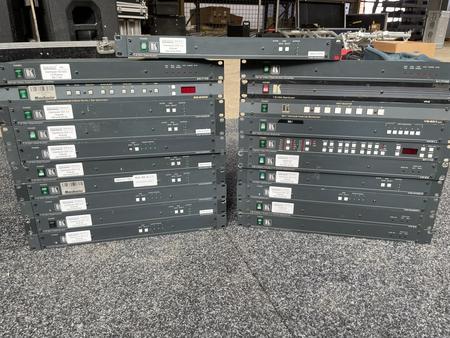 Kramer Electronics distribution amplifiers etc. Kramer Electronics distribution amplifiers etc.