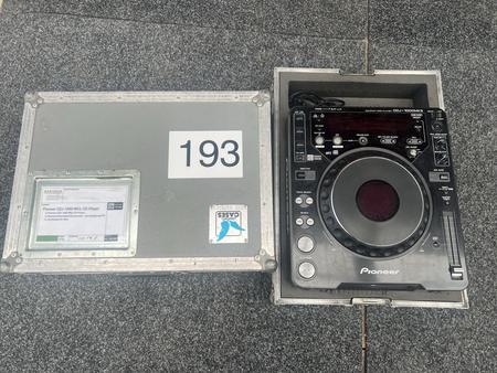 Pioneer CDJ-1000MK3, CD-Player inkl. Amptown Case Pioneer CDJ-1000MK3, CD-Player inkl. Amptown Case