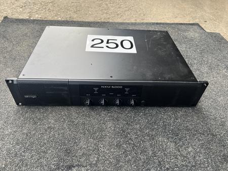 Behringer 4-Kanal Endstufe NX4-6000 Behringer 4-Kanal Endstufe NX4-6000