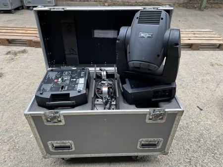 1x Martin MAC250 Krypton incl. case 1x Martin MAC250 Krypton incl. case