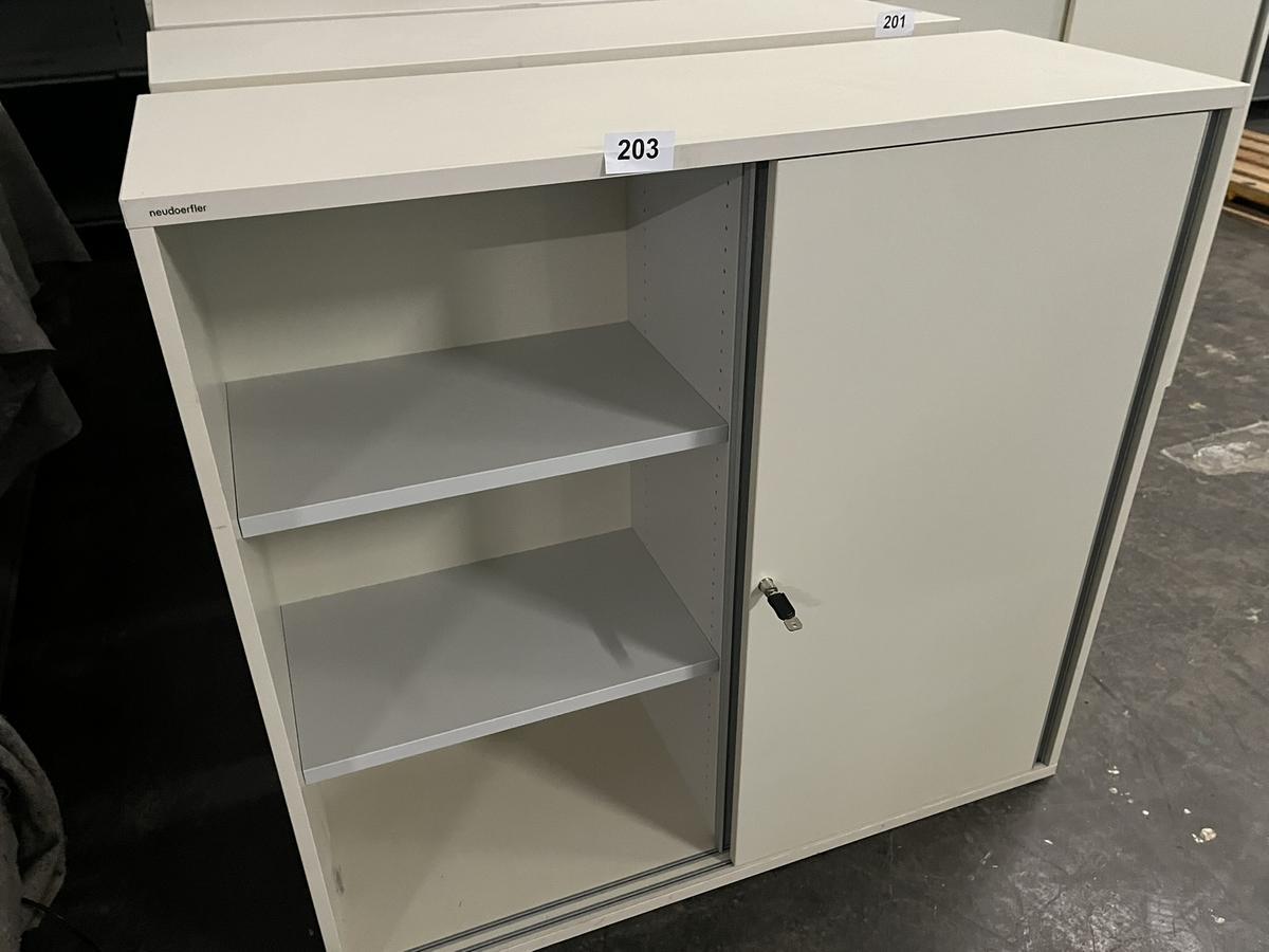 Neudörfler Aktenschrank 120/110 cm 3 Ordnerhöhen mit Schlüssel