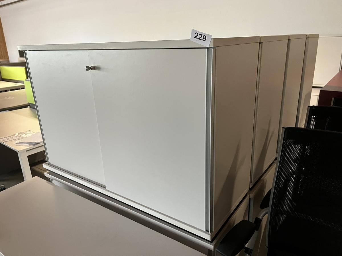 Aktenschrank 120/78 cm mit Schiebetüre 2 Ordnerhöhen