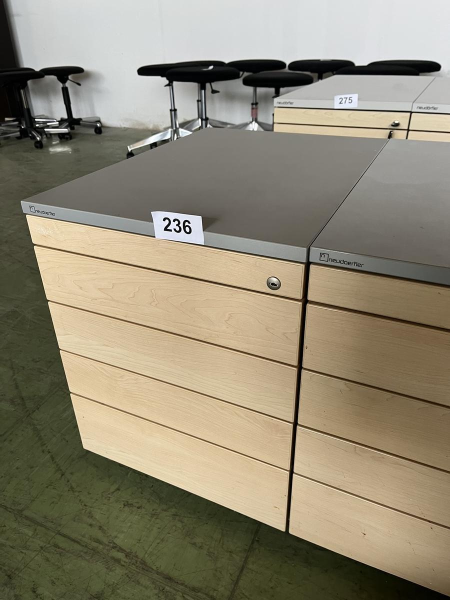 Rollcontainer mit Auszugsladen 54/60/60 cm