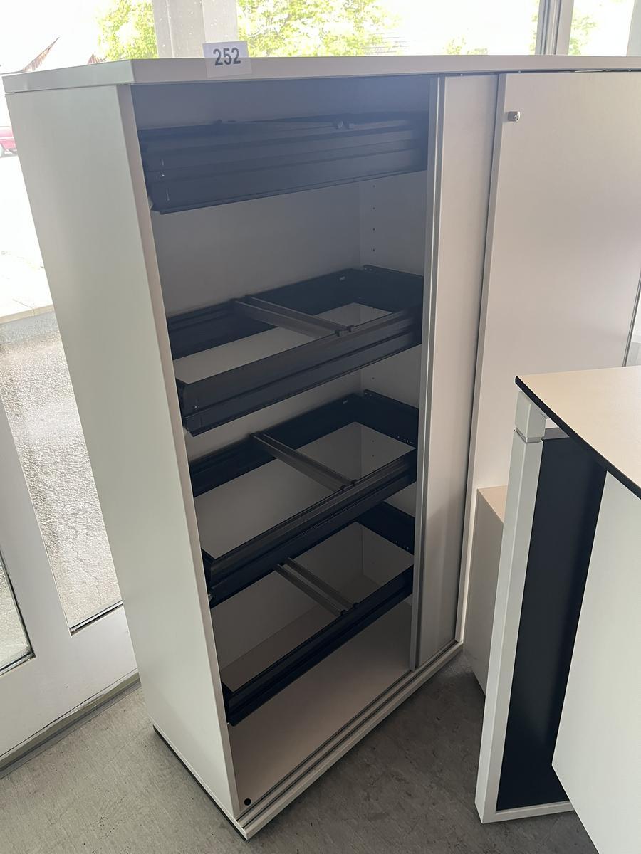 Aktenschrank 1660/160 cm mit Registerauszügen für Hängemappen